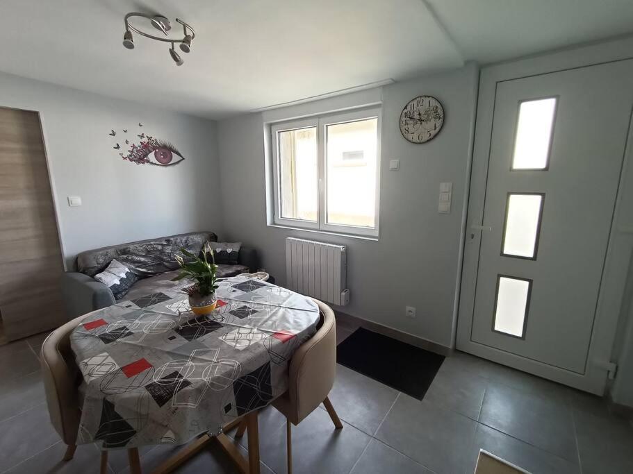Apartamento Le Hutteau Vaudricourt Exterior foto